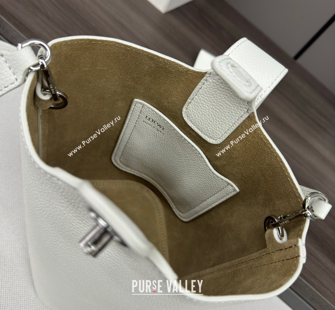 Loewe Mini Pebble Bucket bag in mellow calfskin White 2024 062342 (Ys-240418056)