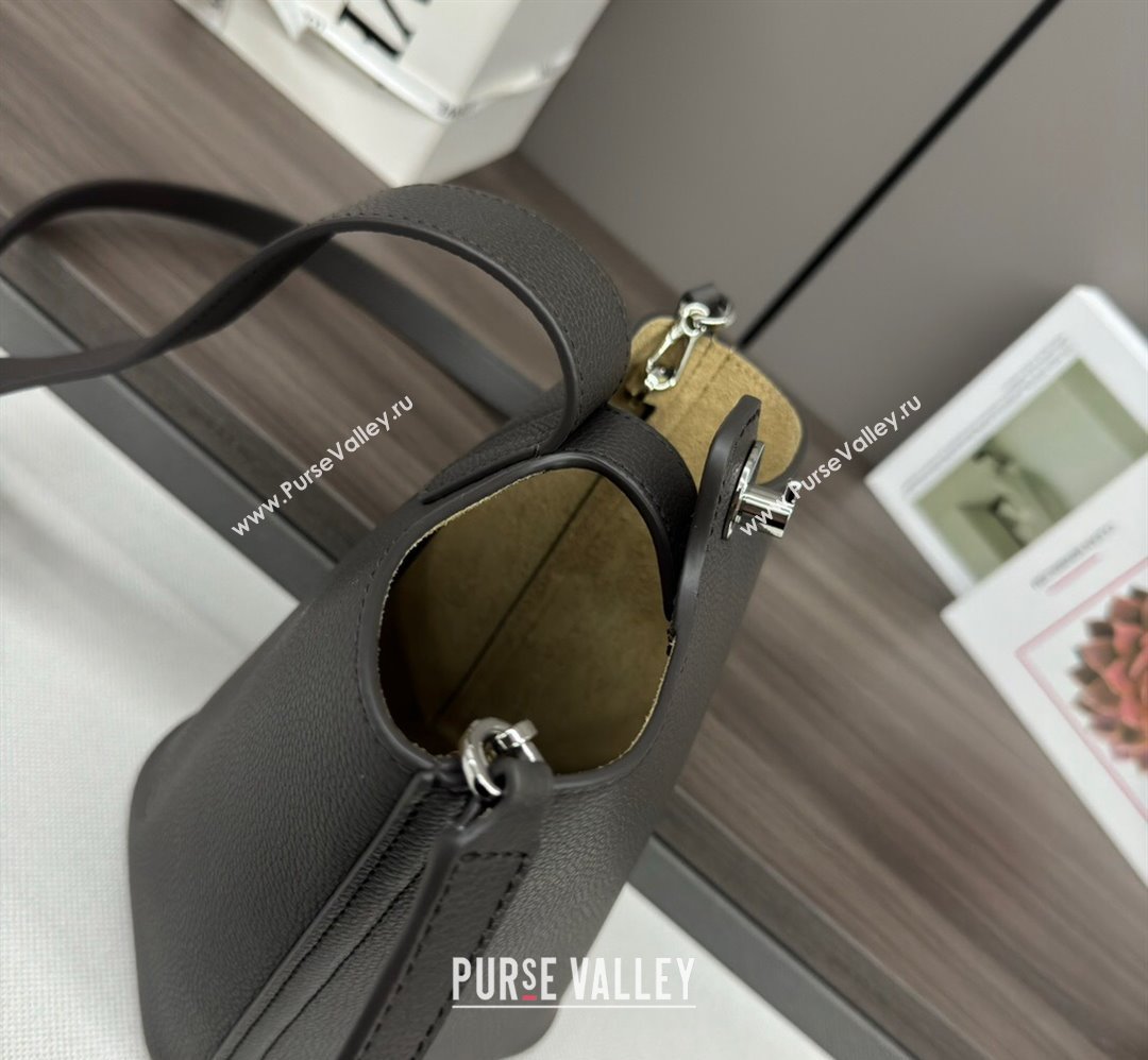 Loewe Mini Pebble Bucket bag in mellow calfskin Dark Green 2024 062342 (Ys-240418058)