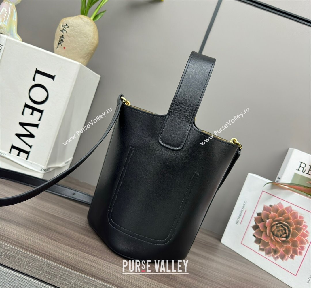 Loewe Mini Pebble Bucket bag in mellow calfskin Black 2024 062342 (Ys-240418061)