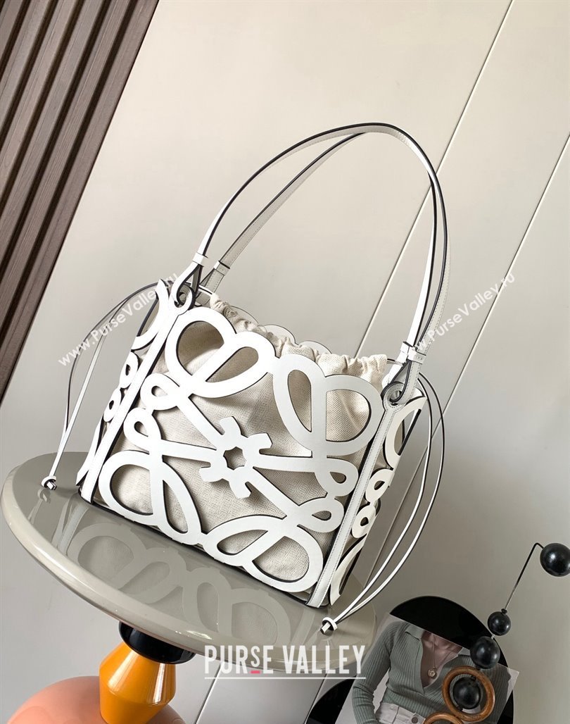 Loewe Small Anagram cut-out tote in box calfskin White 2024 (Ys-240527015)