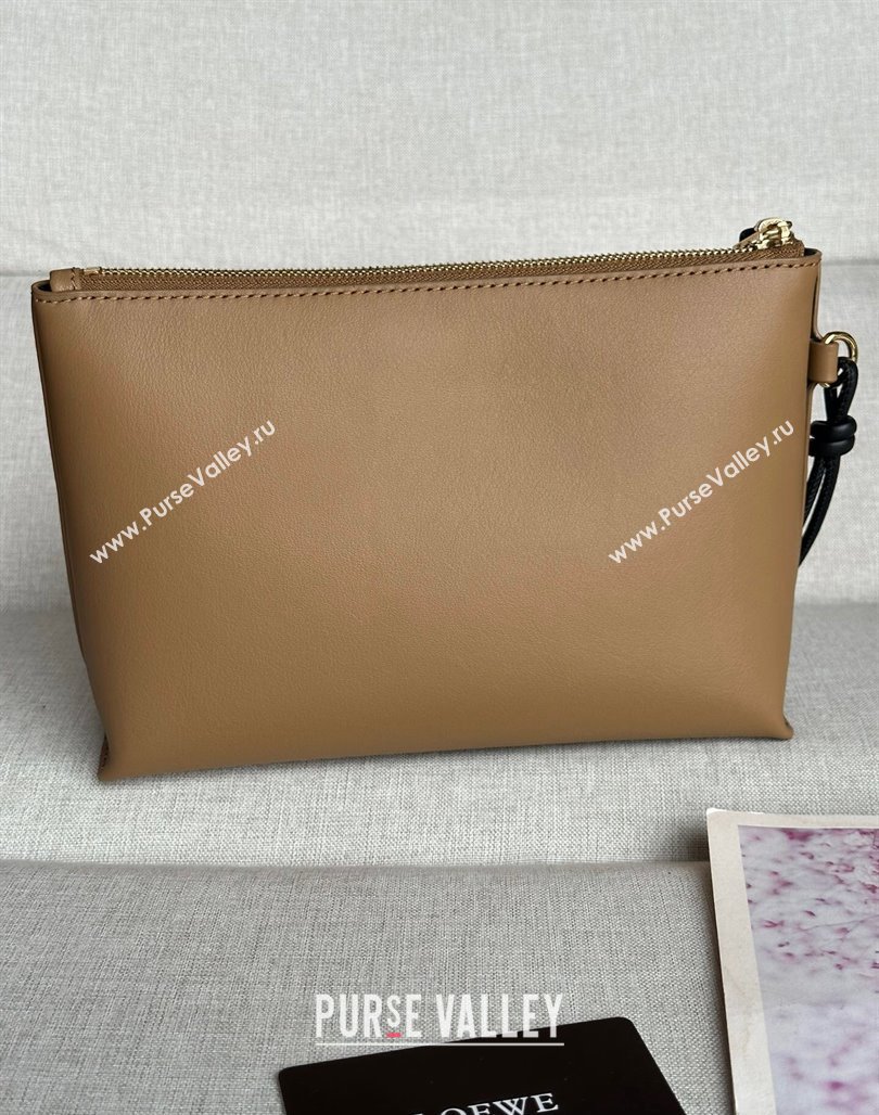 Loewe Knot T pouch in shiny nappa calfskin Light Brown 2024 3045 (nana-240527001)