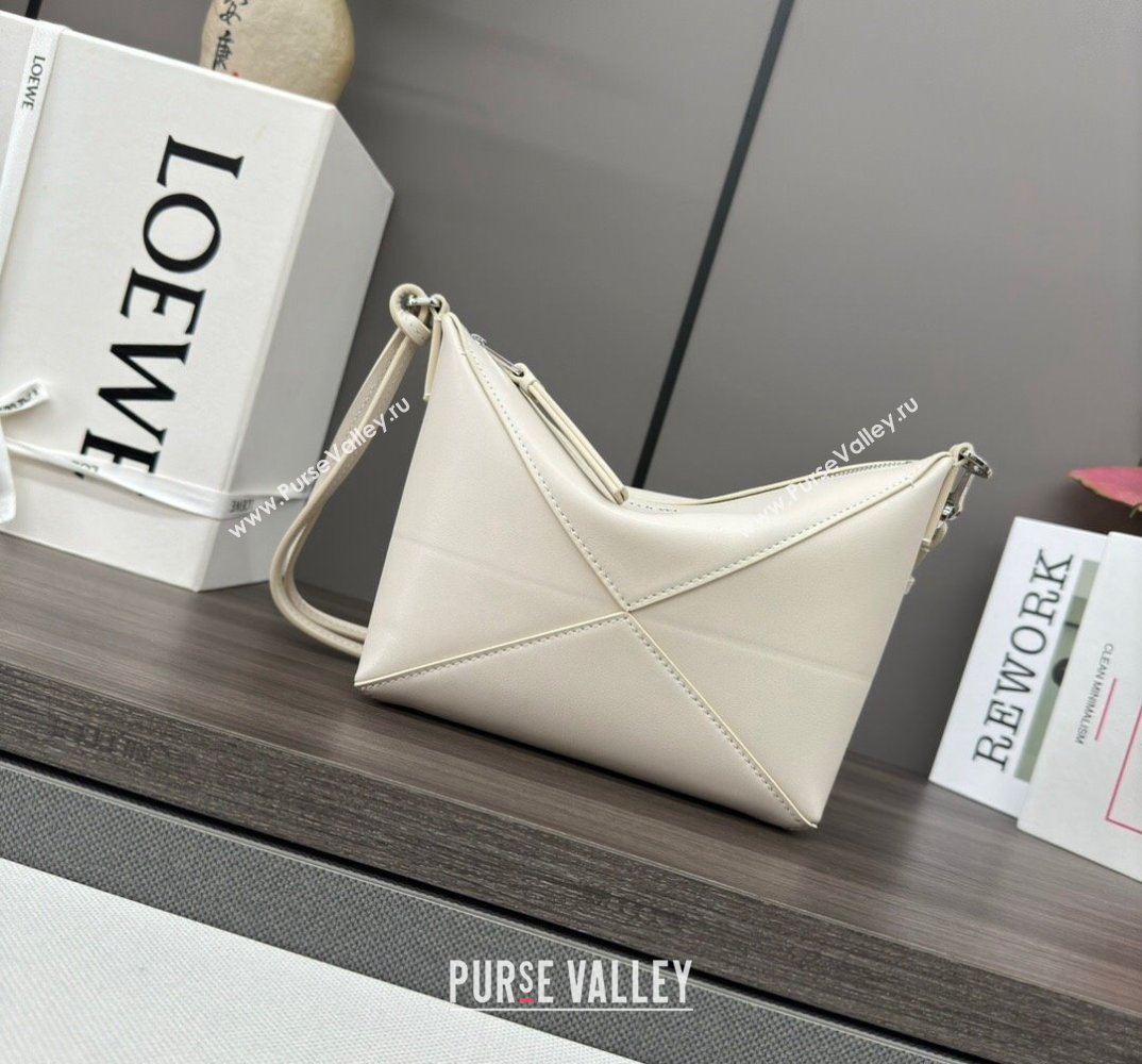 Loewe Puzzle Fold pouch in shiny nappa calfskin Sea Salt White 2024 012415 (Ys-240713018)