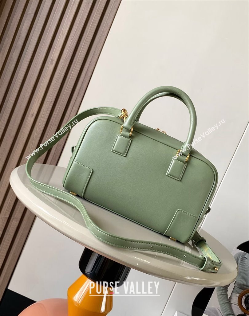 Loewe Amazona 23 Small Top Handle Bag in Nappa Calfskin Avocado Green 2024 (Ys-240805018)