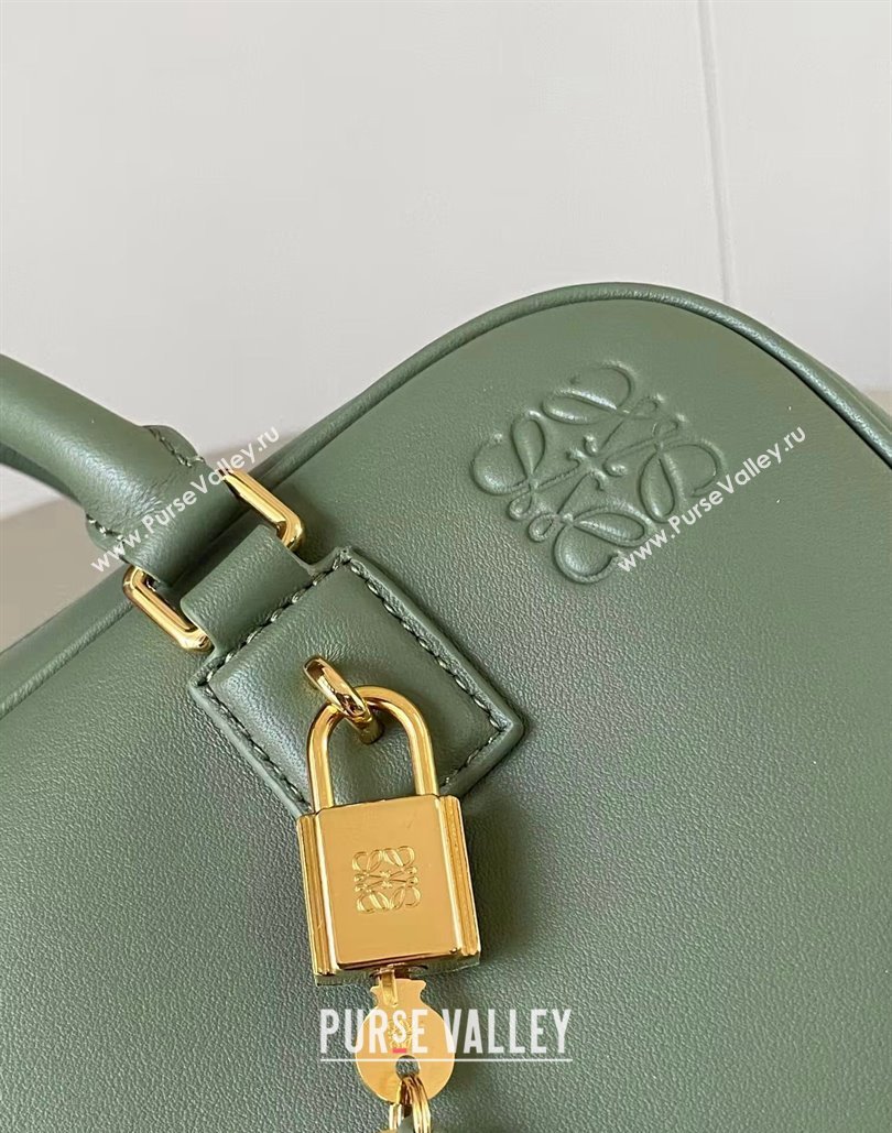 Loewe Amazona 23 Small Top Handle Bag in Nappa Calfskin Avocado Green 2024 (Ys-240805018)