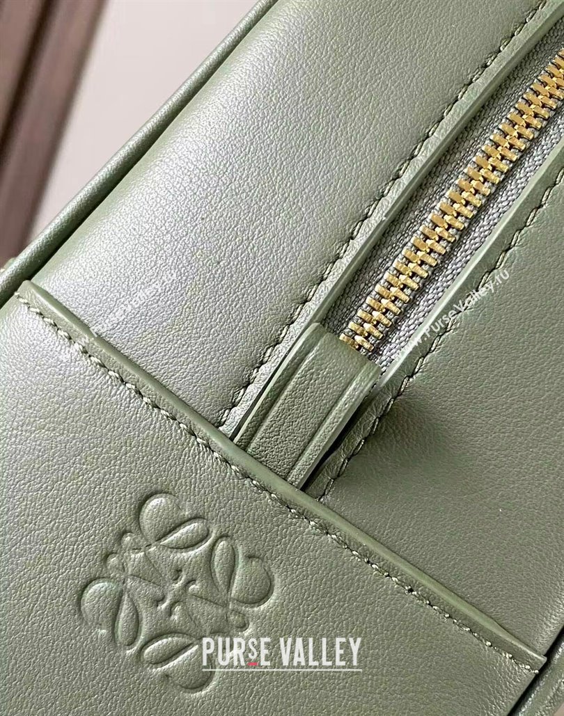 Loewe Amazona 23 Small Top Handle Bag in Nappa Calfskin Avocado Green 2024 (Ys-240805018)