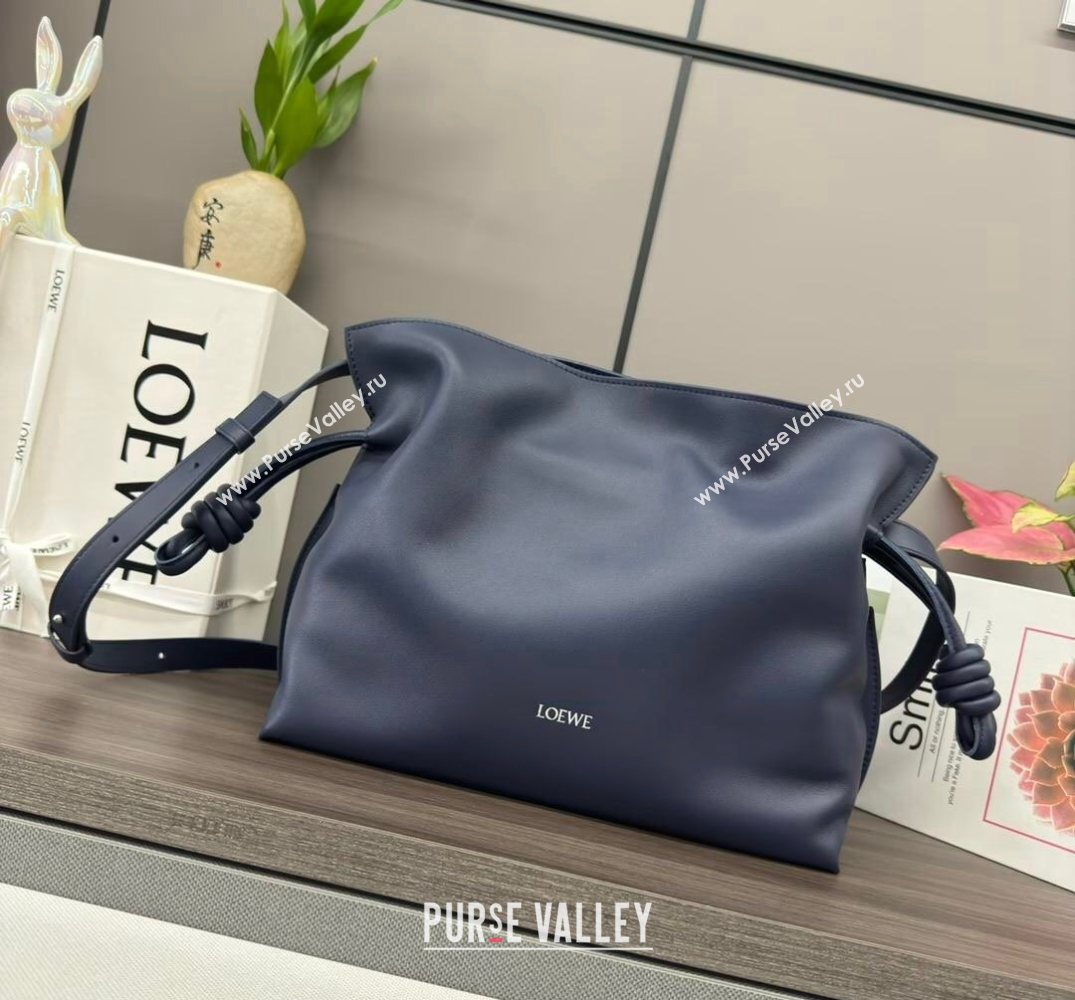 Loewe Flamenco Medium Clutch in Nappa Calfskin Abyss Blue 2026 262386 (Ys-260121072)