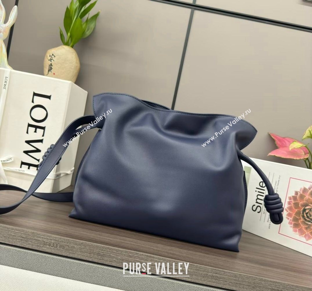 Loewe Flamenco Medium Clutch in Nappa Calfskin Abyss Blue 2026 262386 (Ys-260121072)