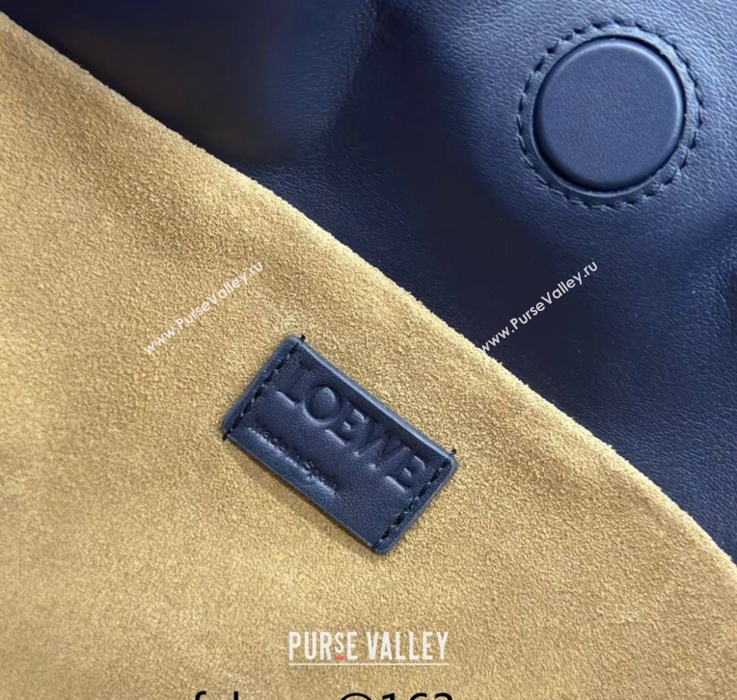 Loewe Flamenco Medium Clutch in Nappa Calfskin Abyss Blue 2026 262386 (Ys-260121072)