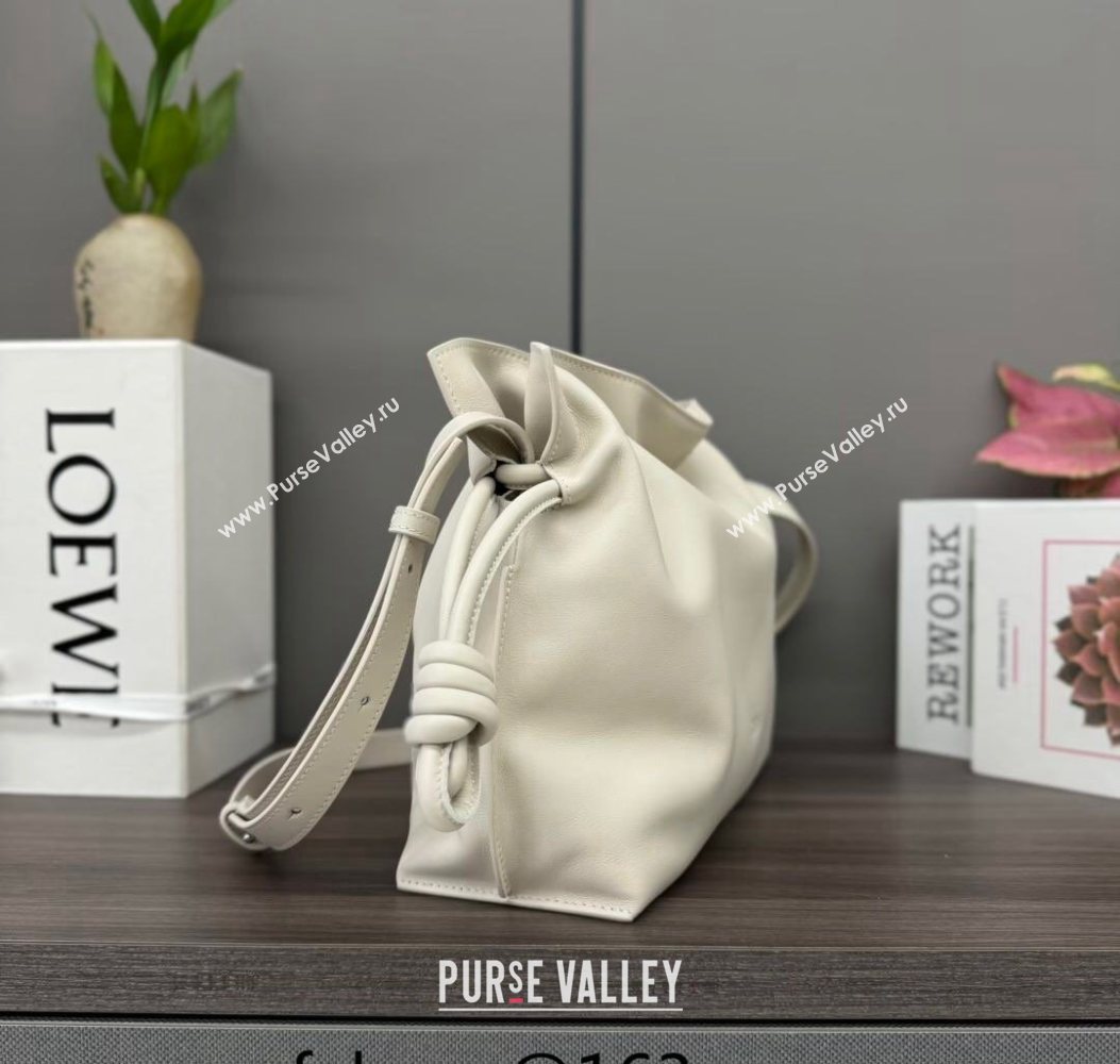 Loewe Flamenco Medium Clutch in Nappa Calfskin Leather Sea Salt White 2026 262386 (Ys-260121078)