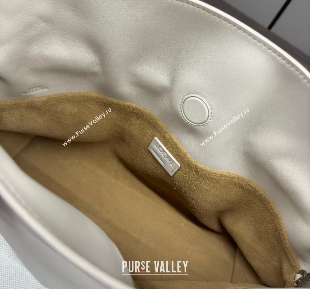 Loewe Flamenco Medium Clutch in Nappa Calfskin Leather Sea Salt White 2026 262386 (Ys-260121078)