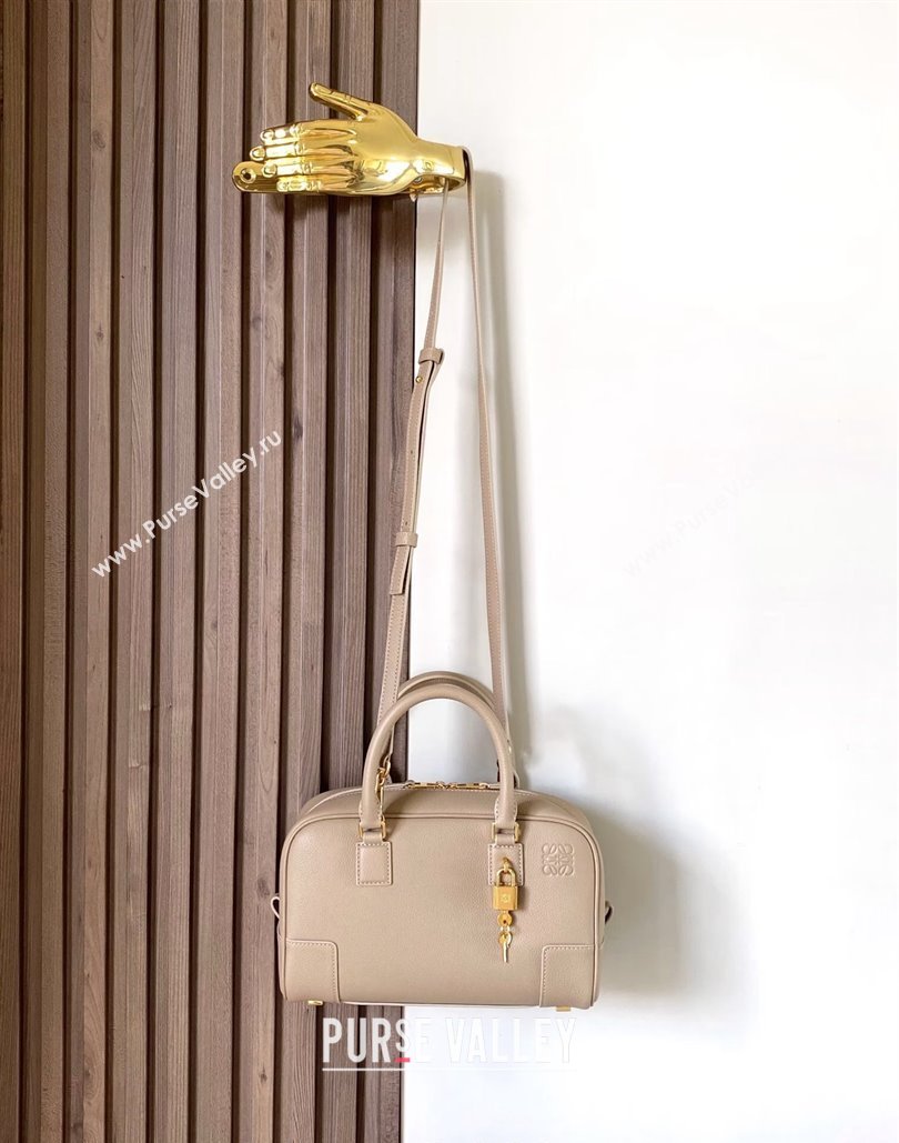 Loewe Amazona 23 Small Top Handle Bag in soft grained calfskin Sand Beige 2024 (Ys-240805016)