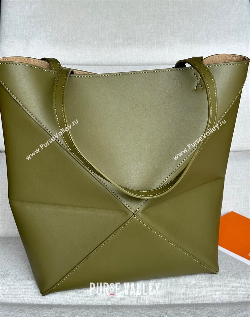 Loewe Medium Puzzle Fold Tote Bag in shiny calfskin Olive Green 2024 (nana-240920060)