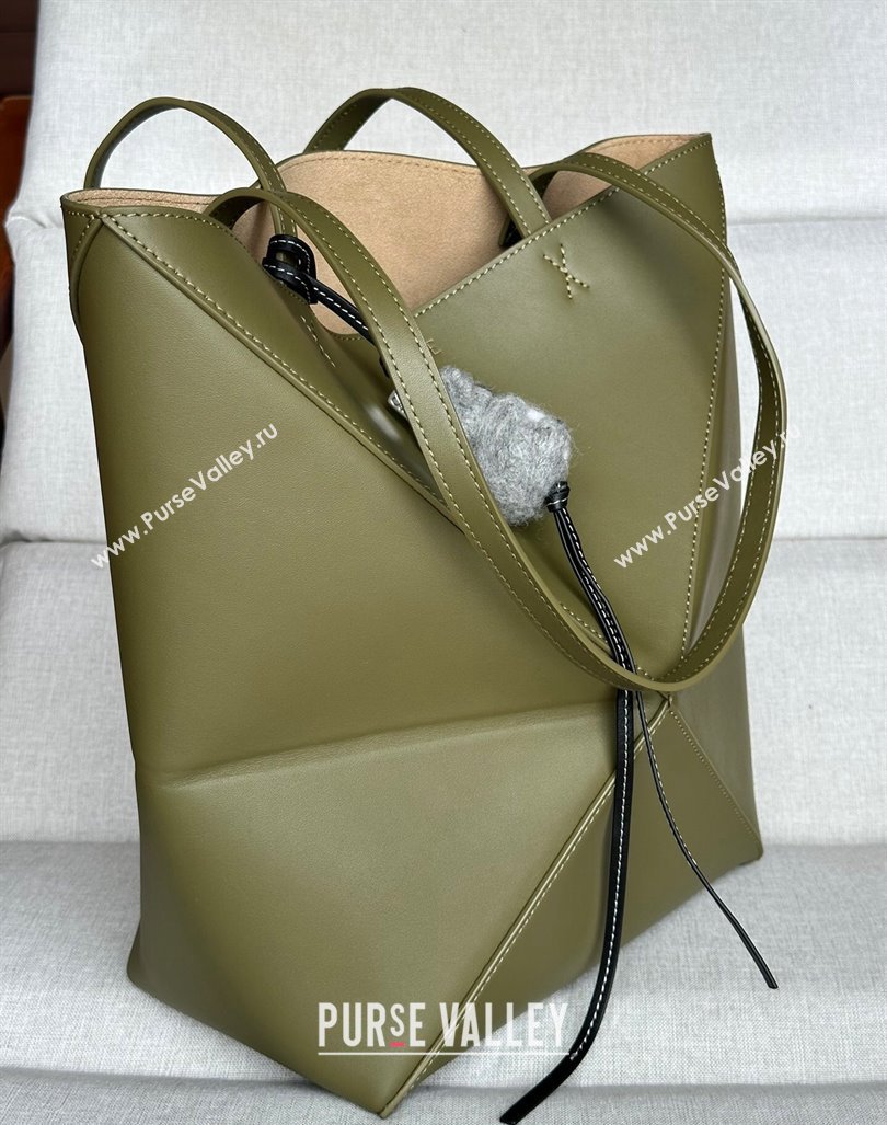 Loewe Medium Puzzle Fold Tote Bag in shiny calfskin Olive Green 2024 (nana-240920060)