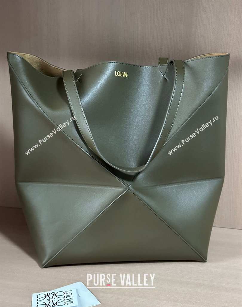 Loewe Large Puzzle Fold Tote Bag in shiny calfskin Khaki Green 2024 (nana-240920066)