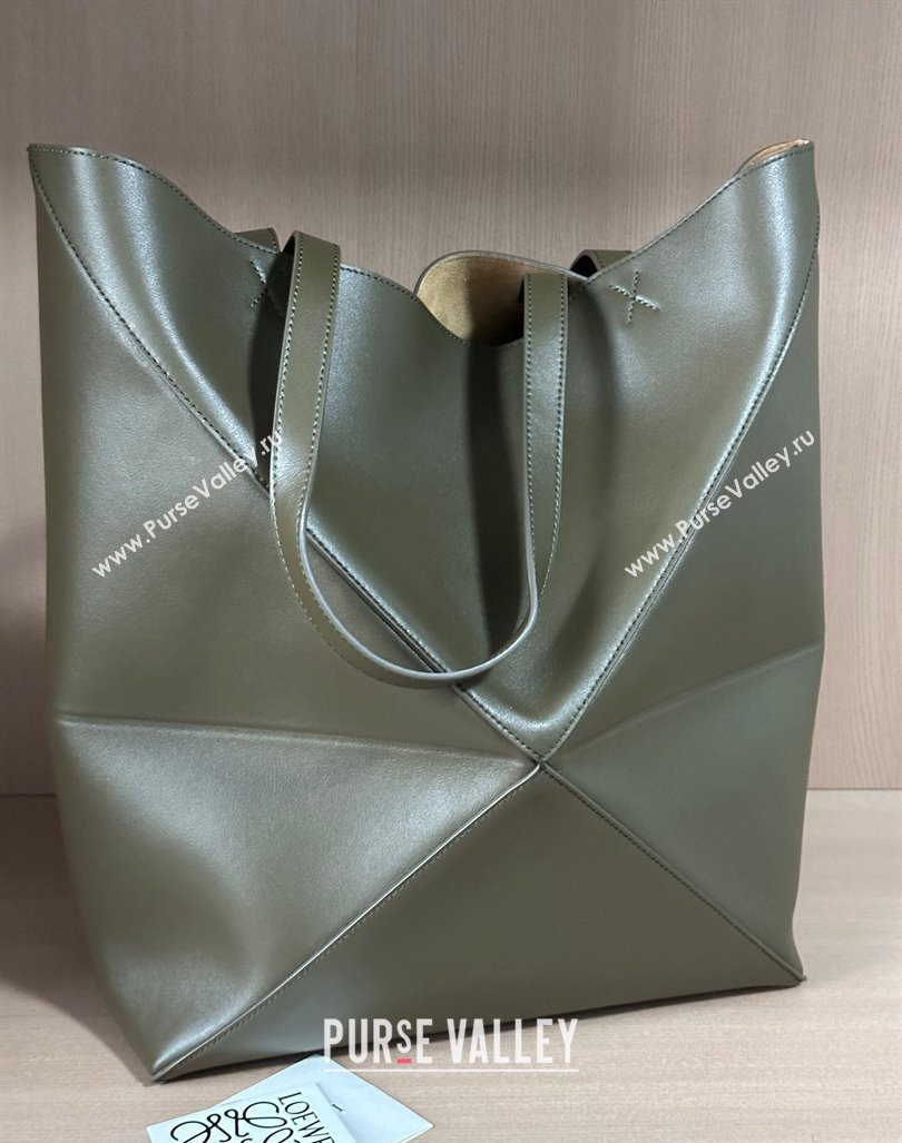 Loewe Large Puzzle Fold Tote Bag in shiny calfskin Khaki Green 2024 (nana-240920066)