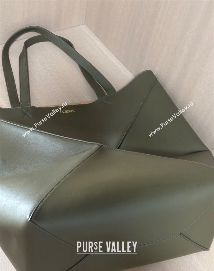 Loewe Large Puzzle Fold Tote Bag in shiny calfskin Khaki Green 2024 (nana-240920066)