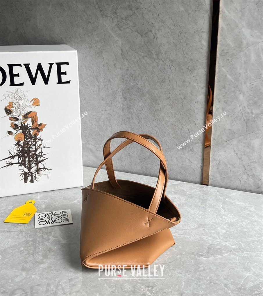 Loewe Mini Puzzle Fold Tote Bag in shiny calfskin Warm Desert Brown 2024 (nana-240920054)