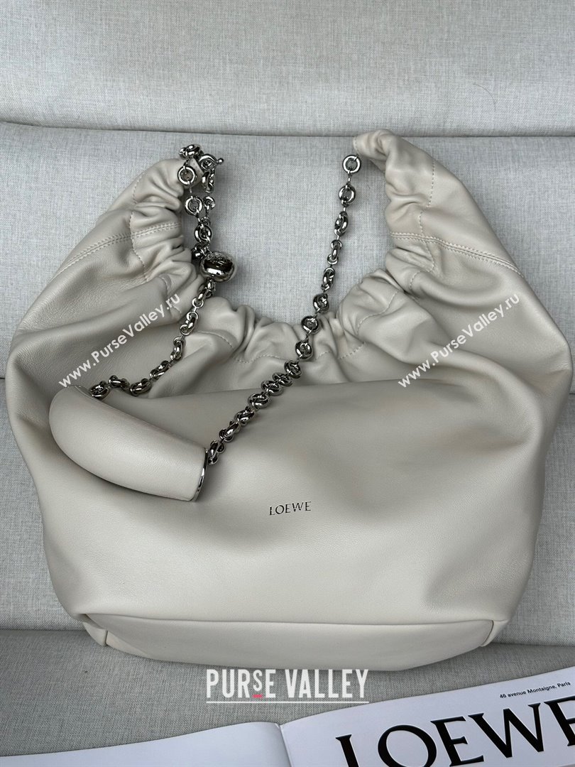 Loewe Medium Squeeze bag in nappa lambskin Sea Salt White 2024 948017 (nana-240920047)