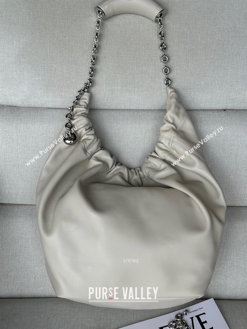 Loewe Medium Squeeze bag in nappa lambskin Sea Salt White 2024 948017 (nana-240920047)