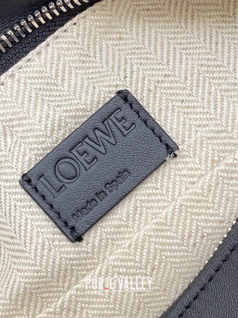 Loewe Small Puzzle Bumbag in Classic Calfskin Black 2024 10176 (nana-24103001)