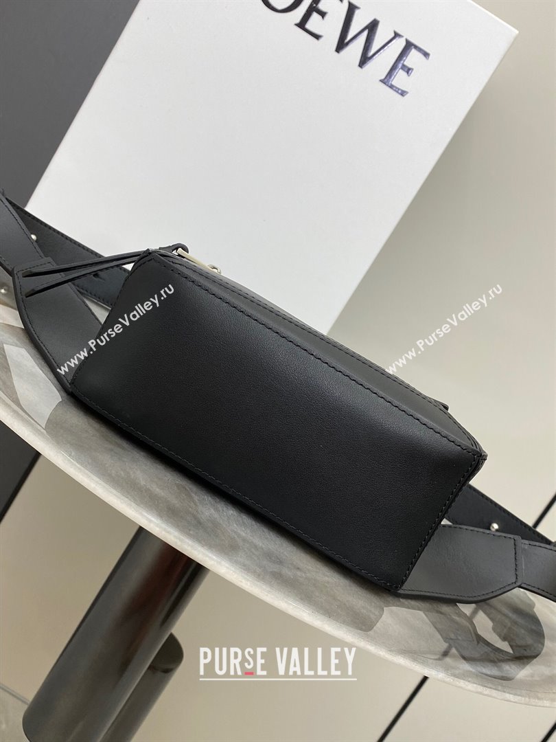 Loewe Mini Puzzle Bumbag in Classic Calfskin Black 2024 10177 (nana-24103002)