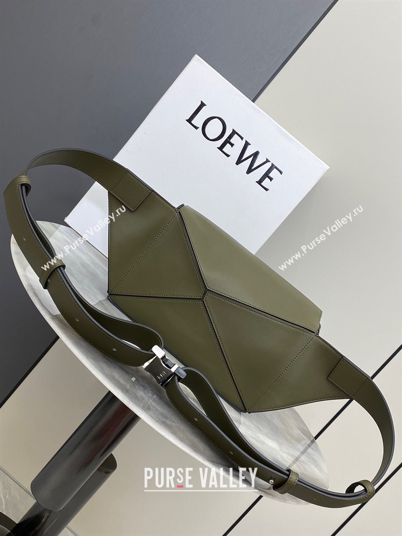 Loewe Small Puzzle Bumbag in Classic Calfskin Olive Green 2024 10176 (nana-24103003)