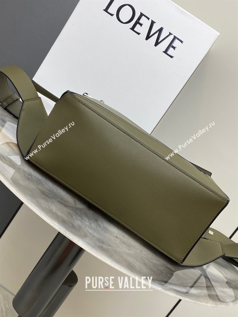 Loewe Small Puzzle Bumbag in Classic Calfskin Olive Green 2024 10176 (nana-24103003)