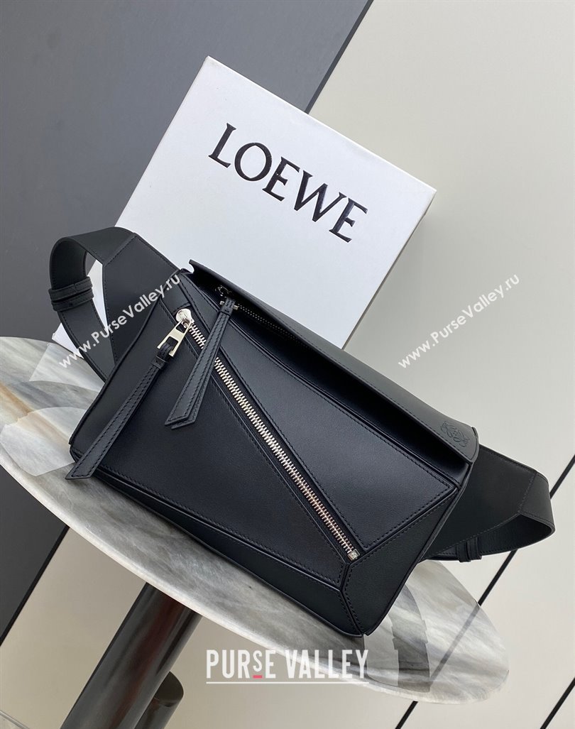 Loewe Small Puzzle Bumbag in Classic Calfskin Black 2024 10176 (nana-24103001)