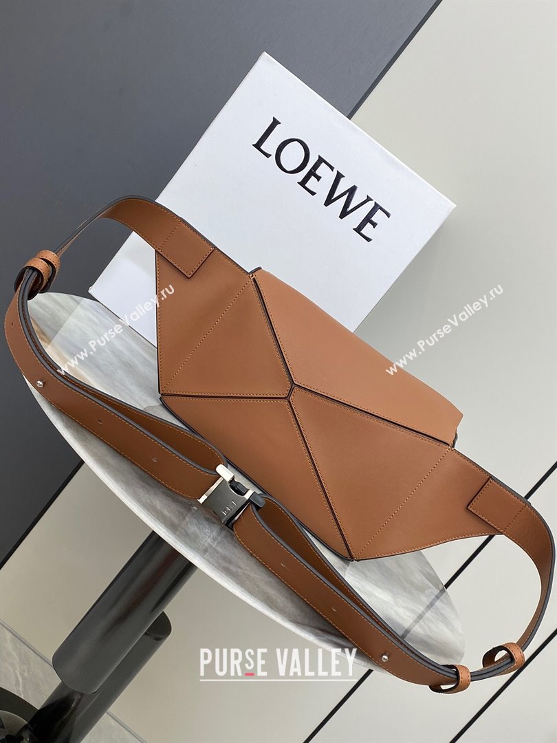 Loewe Small Puzzle Bumbag in Classic Calfskin Tan Brown 2024 10176 (nana-24103004)