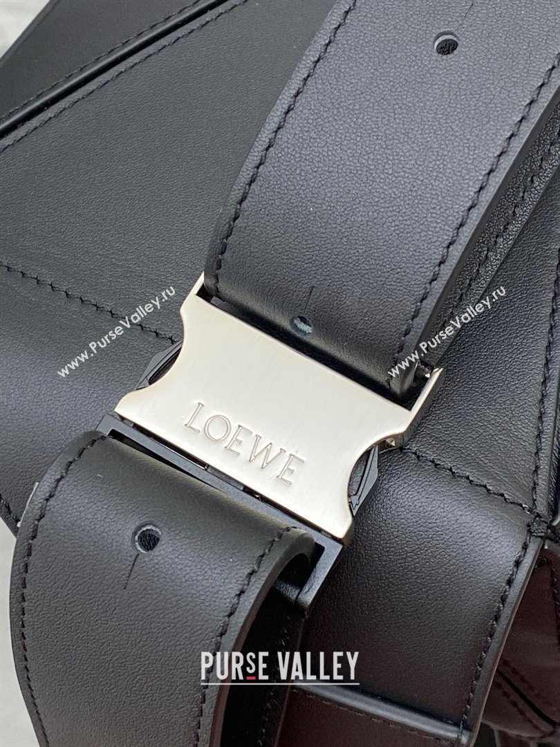 Loewe Small Puzzle Bumbag in Classic Calfskin Black 2024 10176 (nana-24103001)