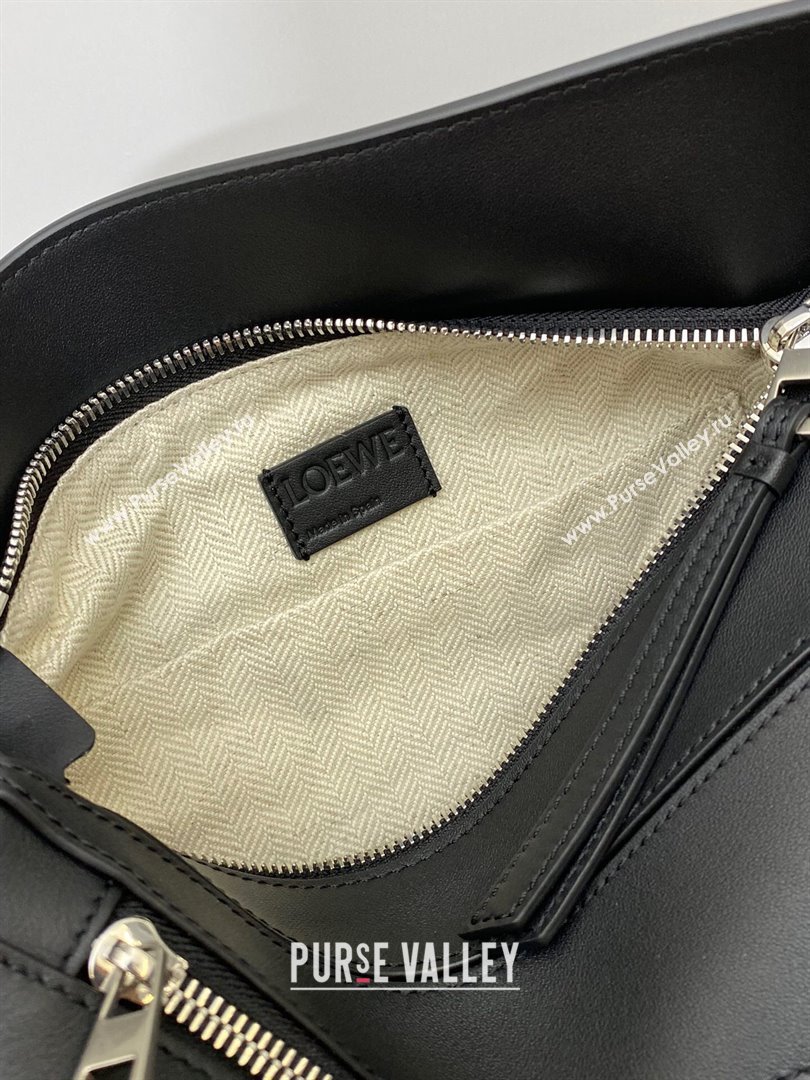 Loewe Small Puzzle Bumbag in Classic Calfskin Black 2024 10176 (nana-24103001)