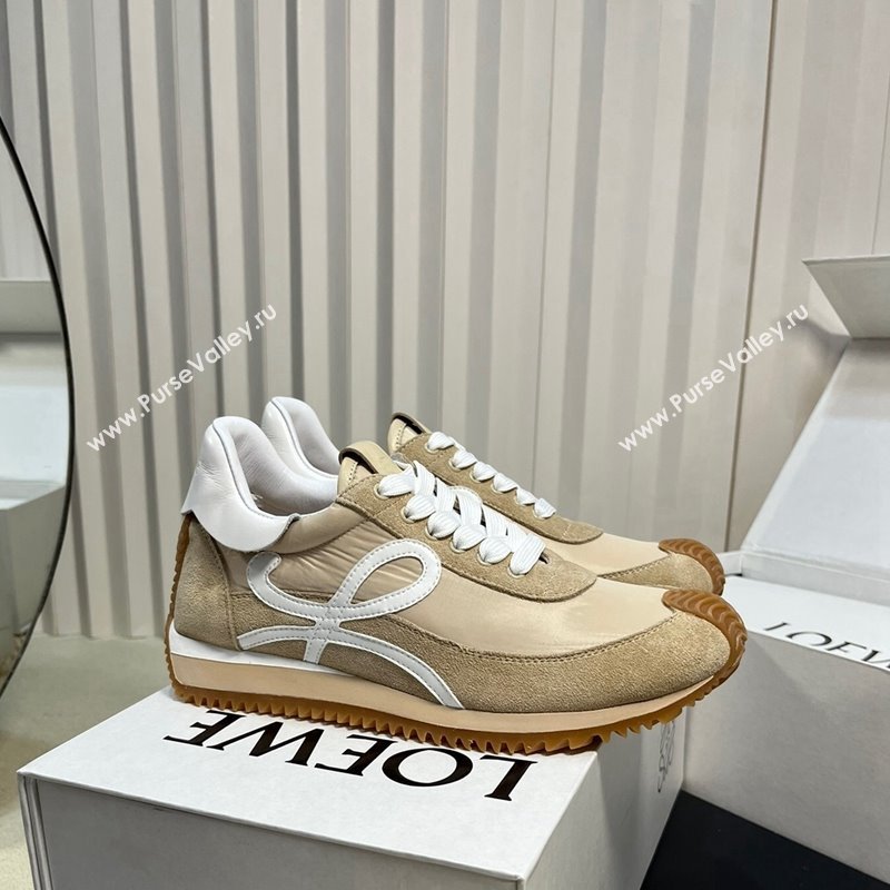 Loewe Flow Runner Sneakers in Nylon and Suede Bege2 2024 1113 (KL-241113061)