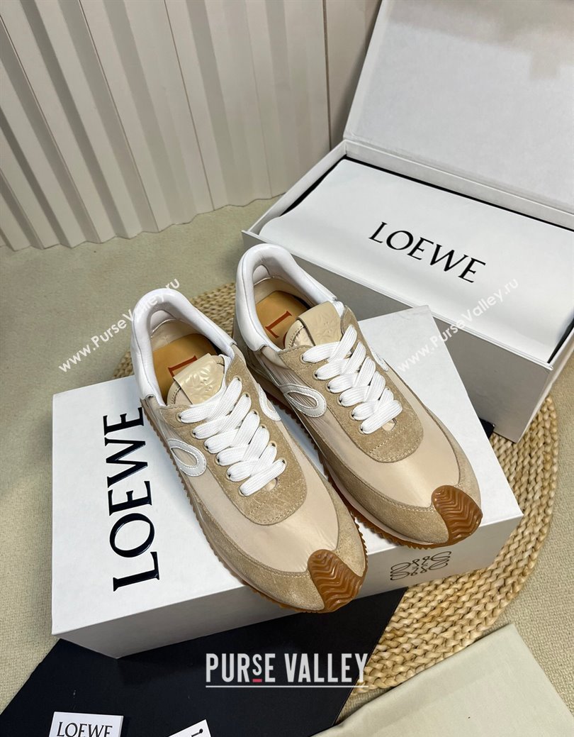 Loewe Flow Runner Sneakers in Nylon and Suede Bege2 2024 1113 (KL-241113061)