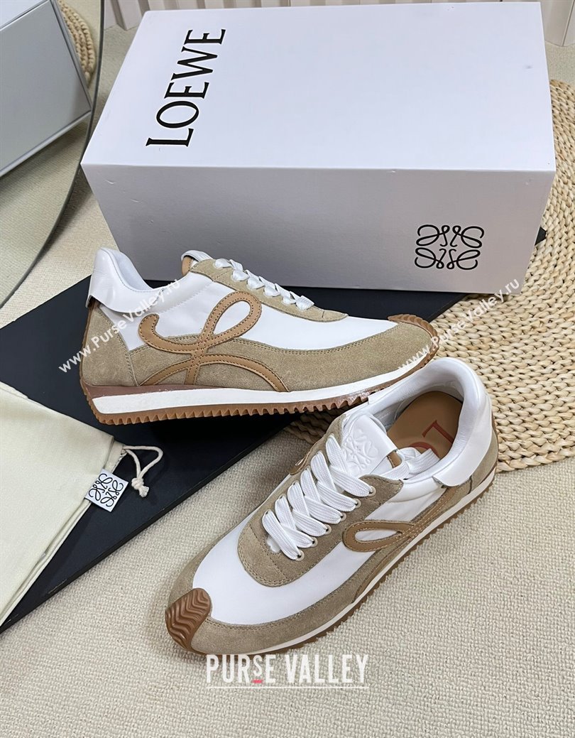 Loewe Flow Runner Sneakers in Nylon and Suede Beige/White 2024 1113 (KL-241113058)