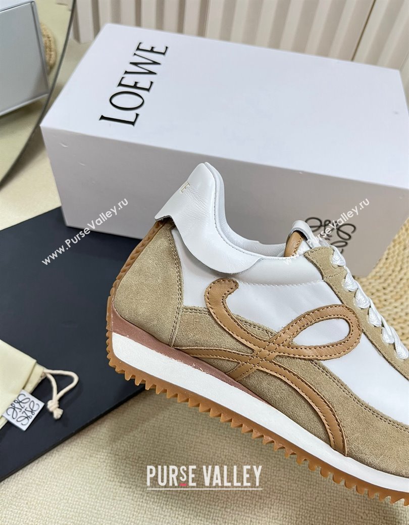 Loewe Flow Runner Sneakers in Nylon and Suede Beige/White 2024 1113 (KL-241113058)