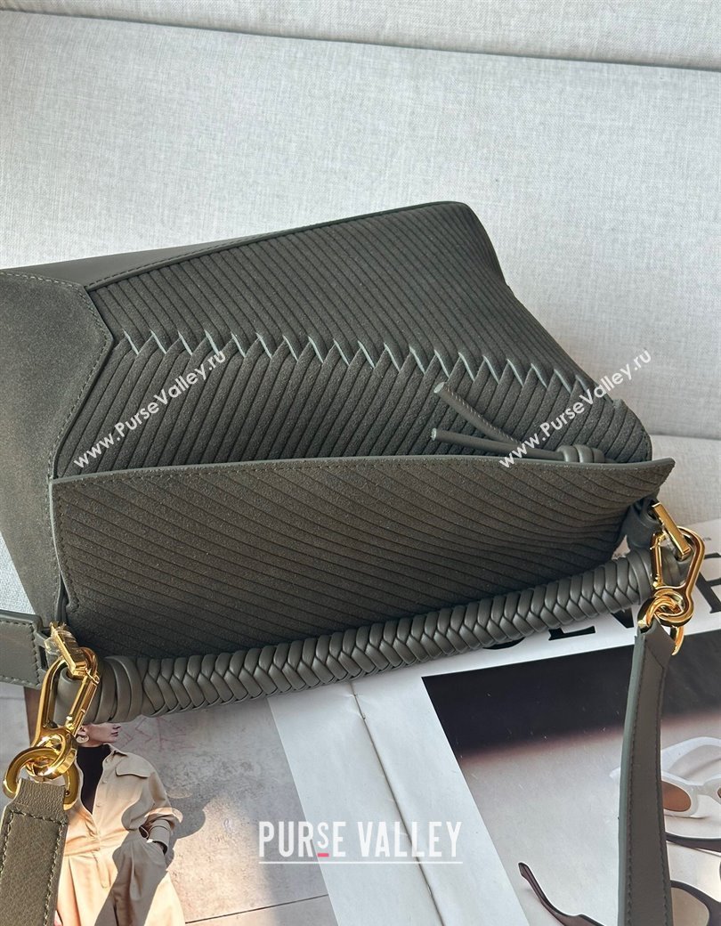 Loewe Small Puzzle bag in Embossed suede and calfskin Dark Olive Green 2025 062324 (Ys-250206070)