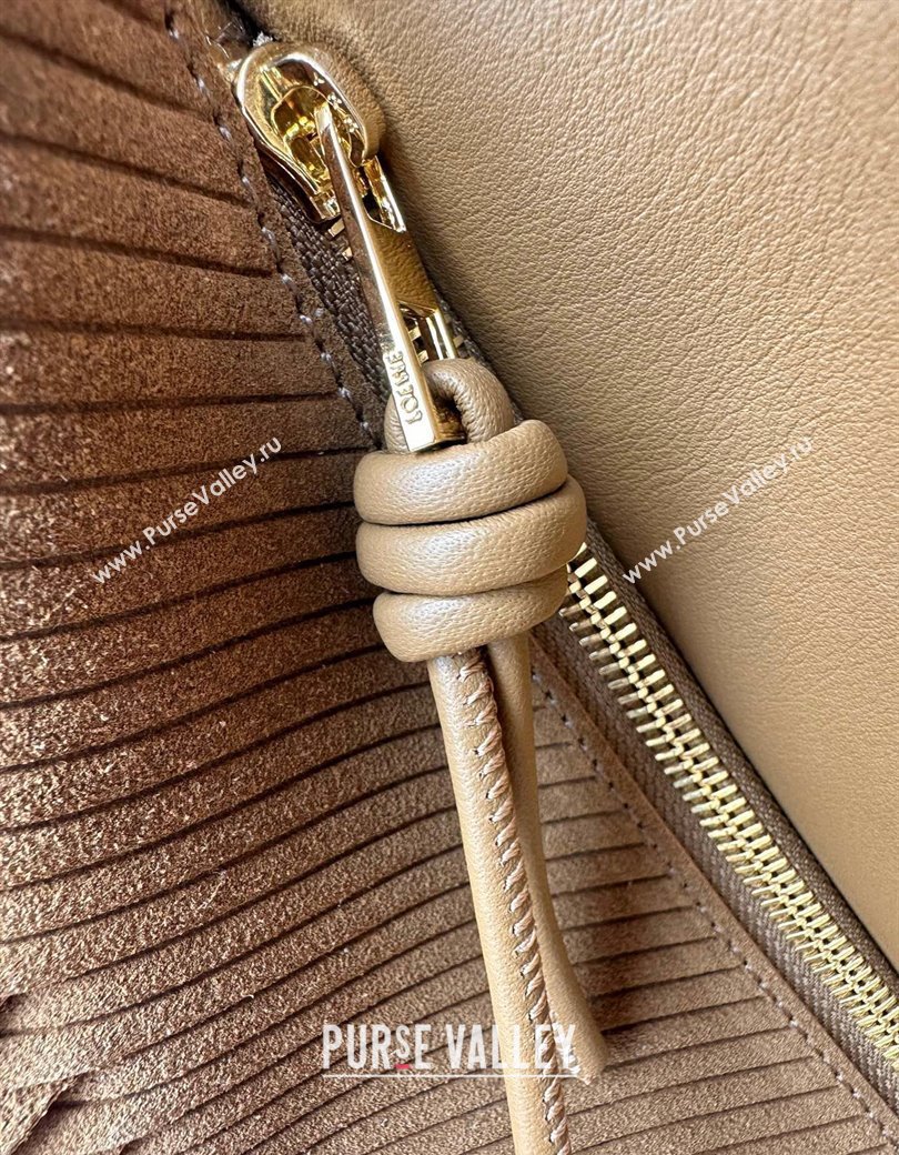 Loewe Small Puzzle bag in Embossed suede and calfskin Tobacco Brown 2025 062324 (Ys-250206071)