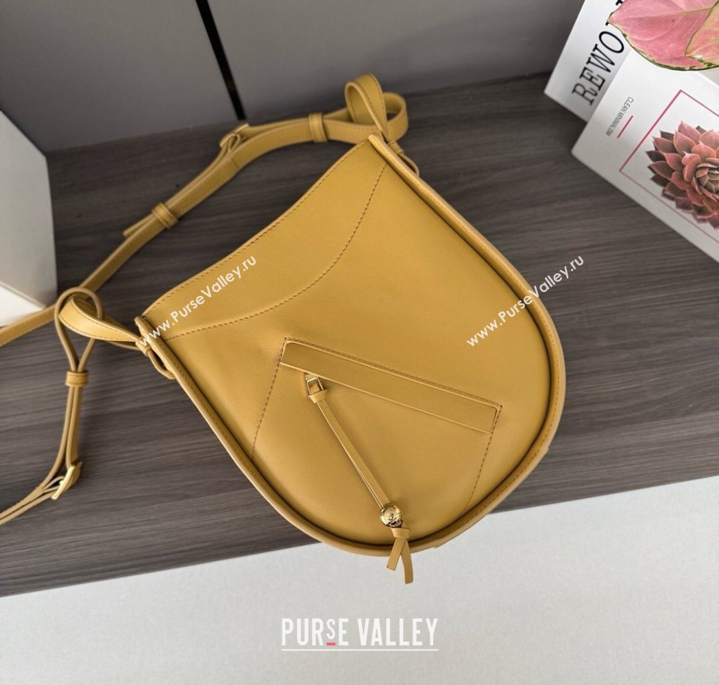 Loewe Hammock Slice bag in shiny calfskin Sahara Yellow 2025 012412 (Ys-250206065)