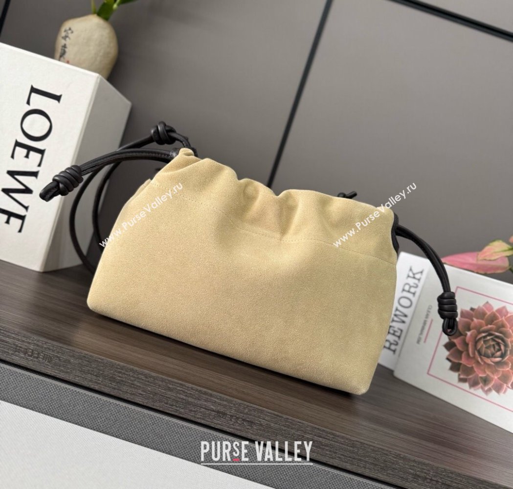 Loewe Medium Flamenco purse in suede Gold Yellow 2025 012403 (Ys-250206066)