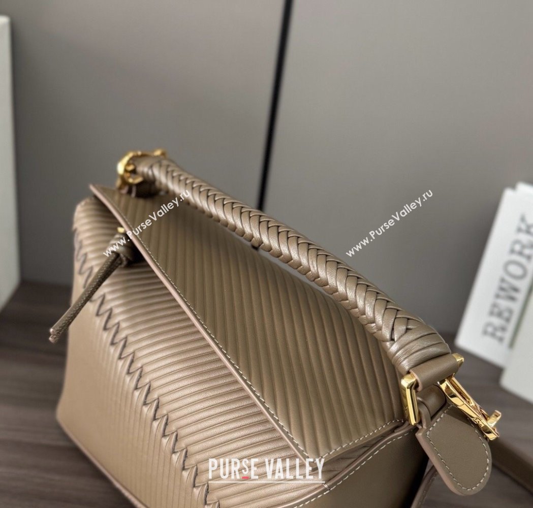 Loewe Small Puzzle bag in Embossed calfskin Winter Brown 2025 062324 (Ys-250206067)