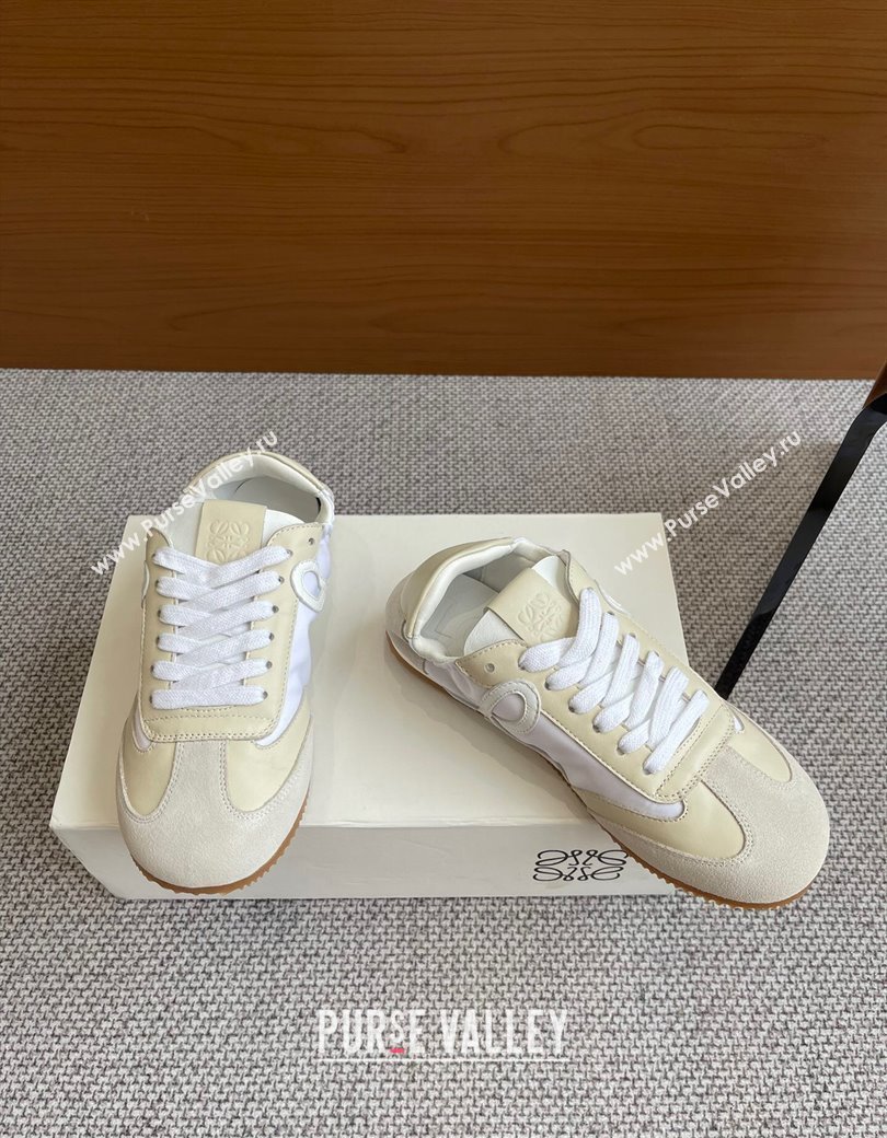 Loewe Ballet Runner 2.0 Sneakers in calfskin, nylon and suede Light Beige/White 2025 ( For Women and Men) (KL-250221029)