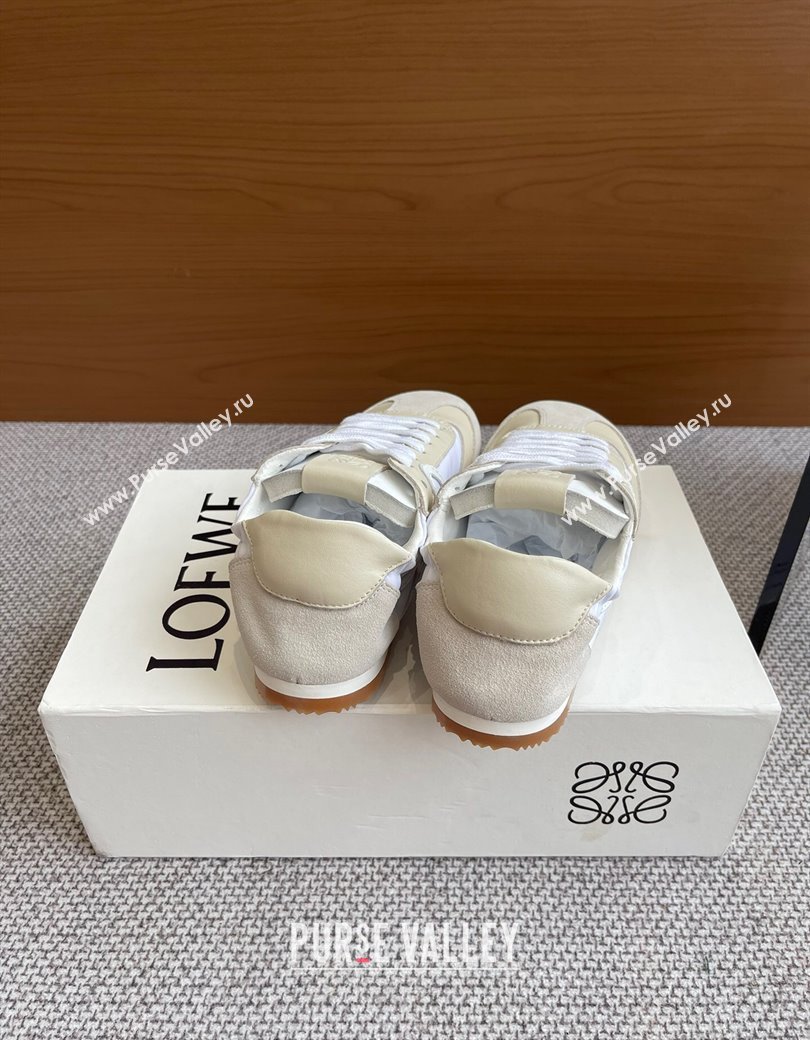 Loewe Ballet Runner 2.0 Sneakers in calfskin, nylon and suede Light Beige/White 2025 ( For Women and Men) (KL-250221029)