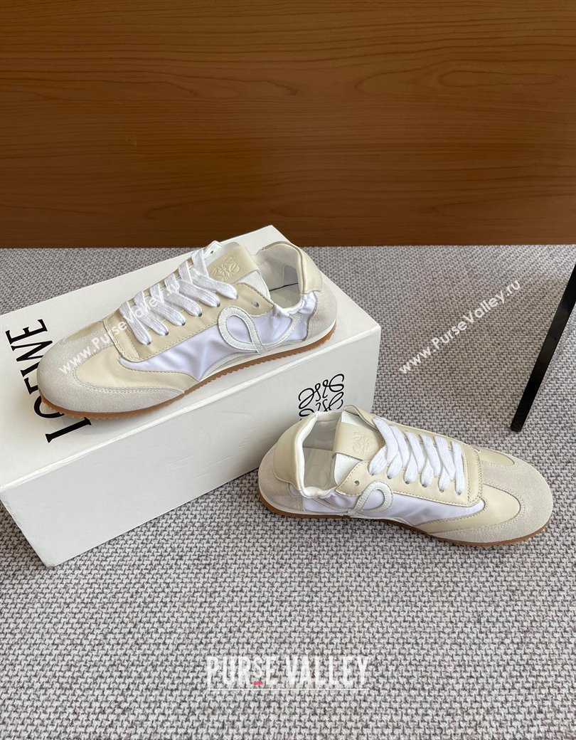 Loewe Ballet Runner 2.0 Sneakers in calfskin, nylon and suede Light Beige/White 2025 ( For Women and Men) (KL-250221029)