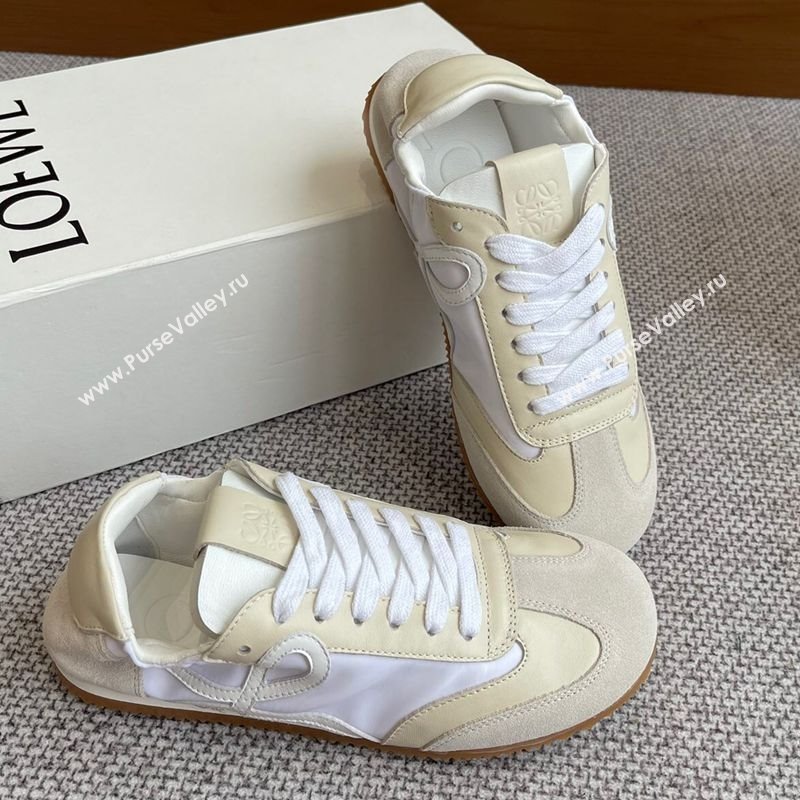 Loewe Ballet Runner 2.0 Sneakers in calfskin, nylon and suede Light Beige/White 2025 ( For Women and Men) (KL-250221029)