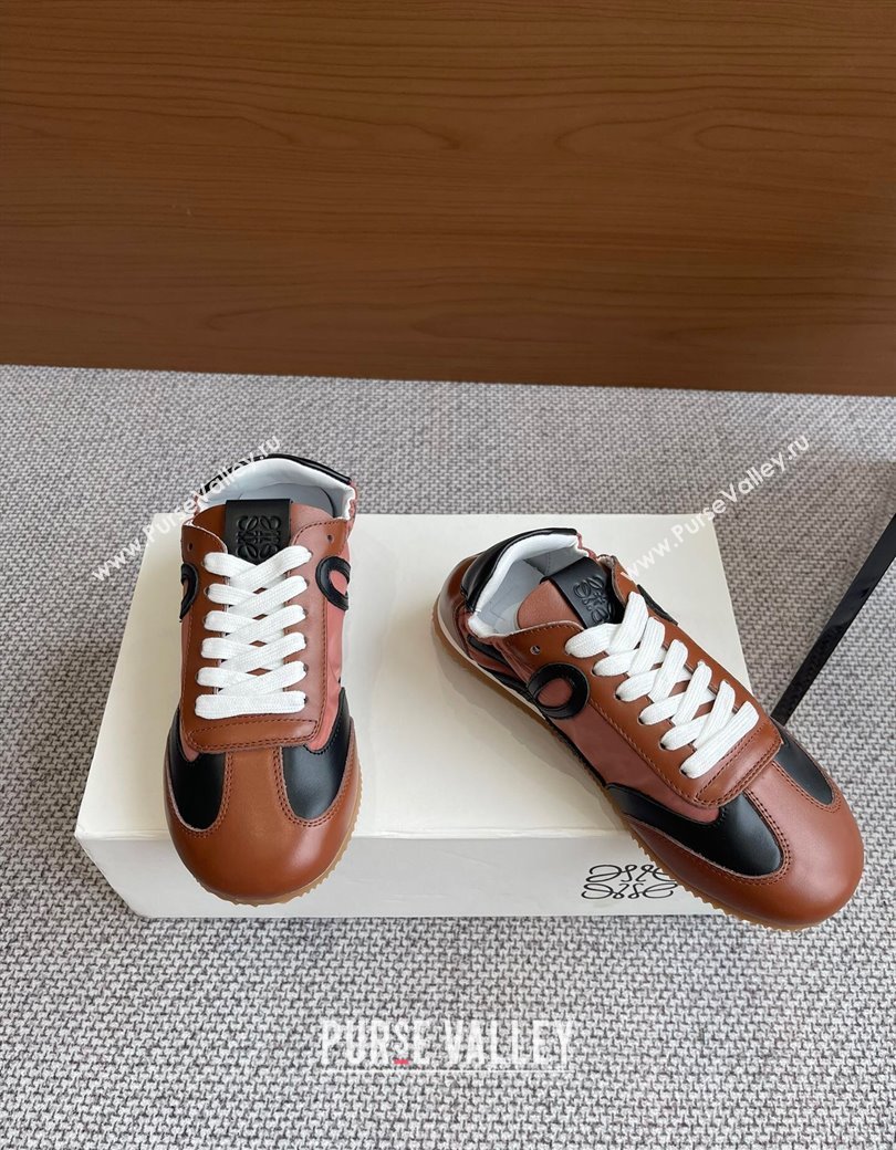 Loewe Ballet Runner 2.0 Sneakers in calfskin, nylon and suede Dark Brown/Black 2025 ( For Women and Men) (KL-250221031)