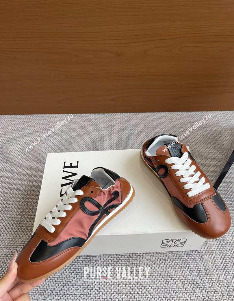 Loewe Ballet Runner 2.0 Sneakers in calfskin, nylon and suede Dark Brown/Black 2025 ( For Women and Men) (KL-250221031)