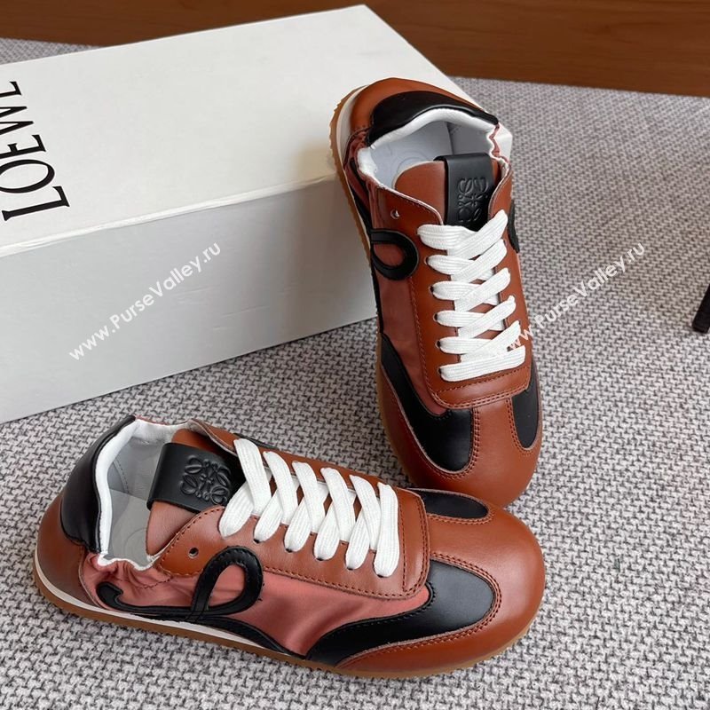 Loewe Ballet Runner 2.0 Sneakers in calfskin, nylon and suede Dark Brown/Black 2025 ( For Women and Men) (KL-250221031)