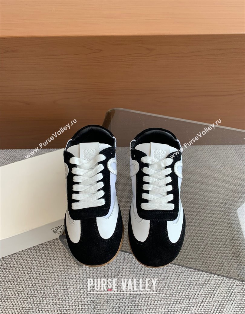 Loewe Ballet Runner 2.0 Sneakers in calfskin, nylon and suede White/Black2 2025 ( For Women and Men) (KL-250221034)
