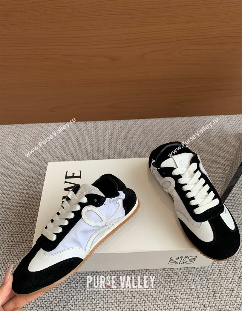Loewe Ballet Runner 2.0 Sneakers in calfskin, nylon and suede White/Black2 2025 ( For Women and Men) (KL-250221034)