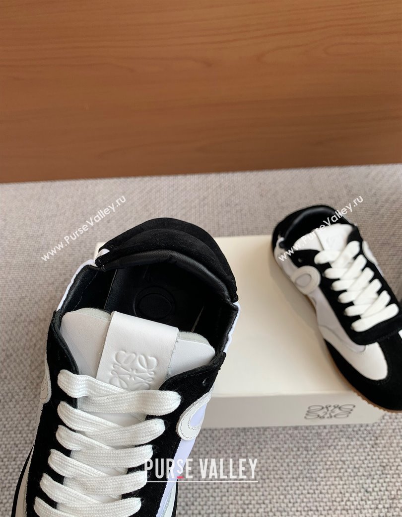 Loewe Ballet Runner 2.0 Sneakers in calfskin, nylon and suede White/Black2 2025 ( For Women and Men) (KL-250221034)